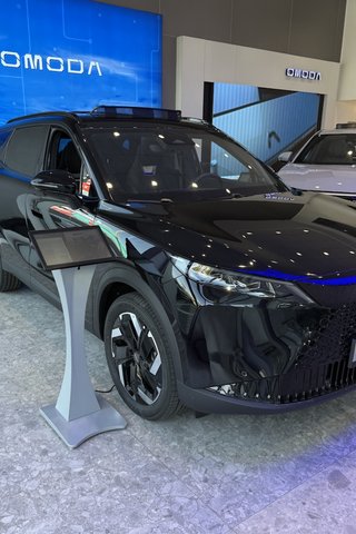 שילוט דיגיטלי מקצועי — Pixel by Keshet